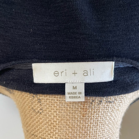 ANTHROPOLOGIE ERI + ALI Tiered Sleeve Top. M - Picture 5 of 5